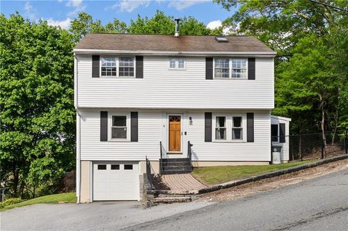 35 Mumford St, Coventry, RI, 02816-7753 | Card Image