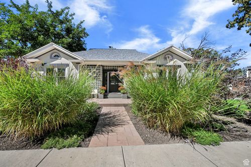 928 S 1500 E, Salt Lake City, UT, 84105-1639 | Card Image