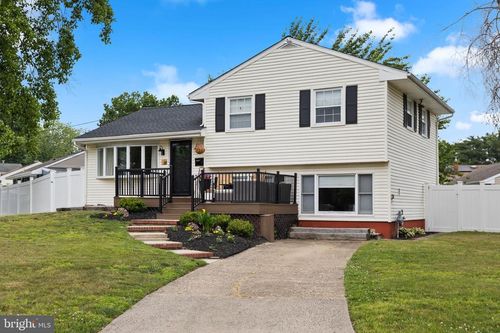 127 Miry Brook Rd, Hamilton, NJ, 08690-1524 | Card Image
