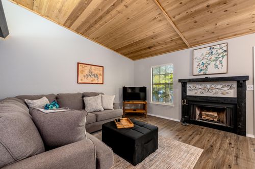 47-235 Ozark Mountain Dr, Kimberling City, MO, 65686 | Card Image