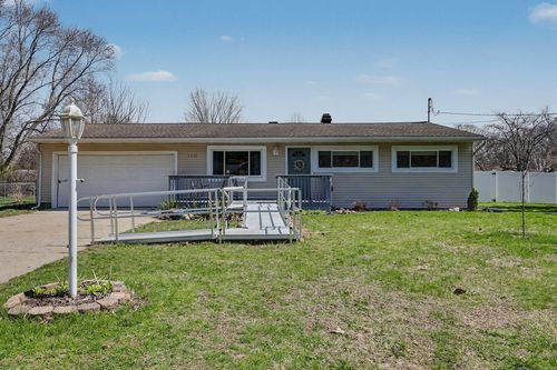 3423 Balmars Ave, Jackson, MI, 49201-8618 | Card Image