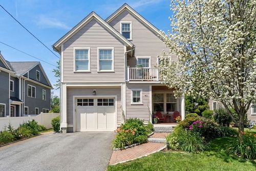 40 Knowles Rd, Watertown, MA, 02472-1070 | Card Image