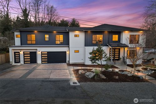 15815 47th Avenue S, Tukwila, WA, 98188 | Card Image