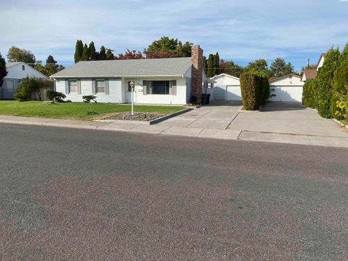 2008 Turner, Richland, WA, 99354 | Card Image