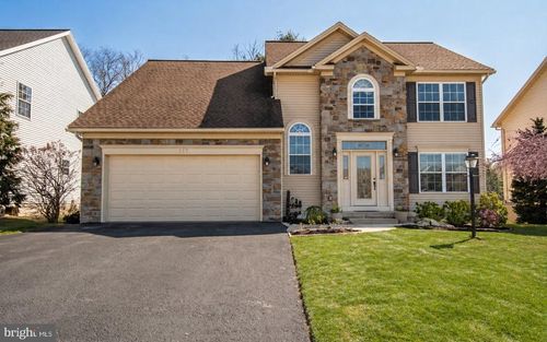 117 Barrens Ct, Port Matilda, PA, 16870-7043 | Card Image