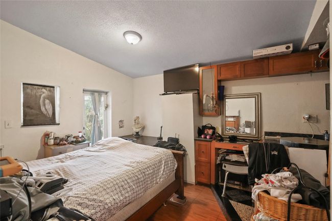 2846 W 75 Th Ter, House other with 3 bedrooms, 2 bathrooms and null parking in Hialeah FL | Image 18