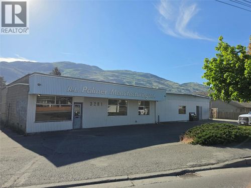 3261 Westsyde Road, Kamloops, BC, V2B7G9 | Card Image