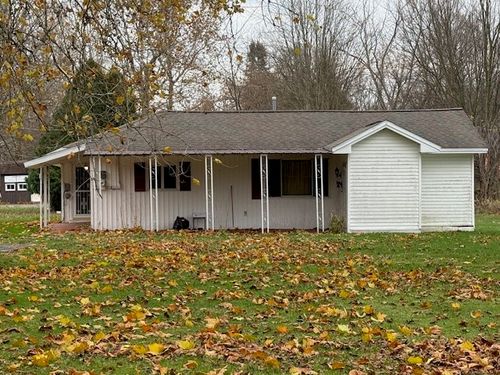 8299 State Street Rd, Port Byron, NY, 13140-8720 | Card Image