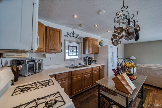 Kitchen | Image 14