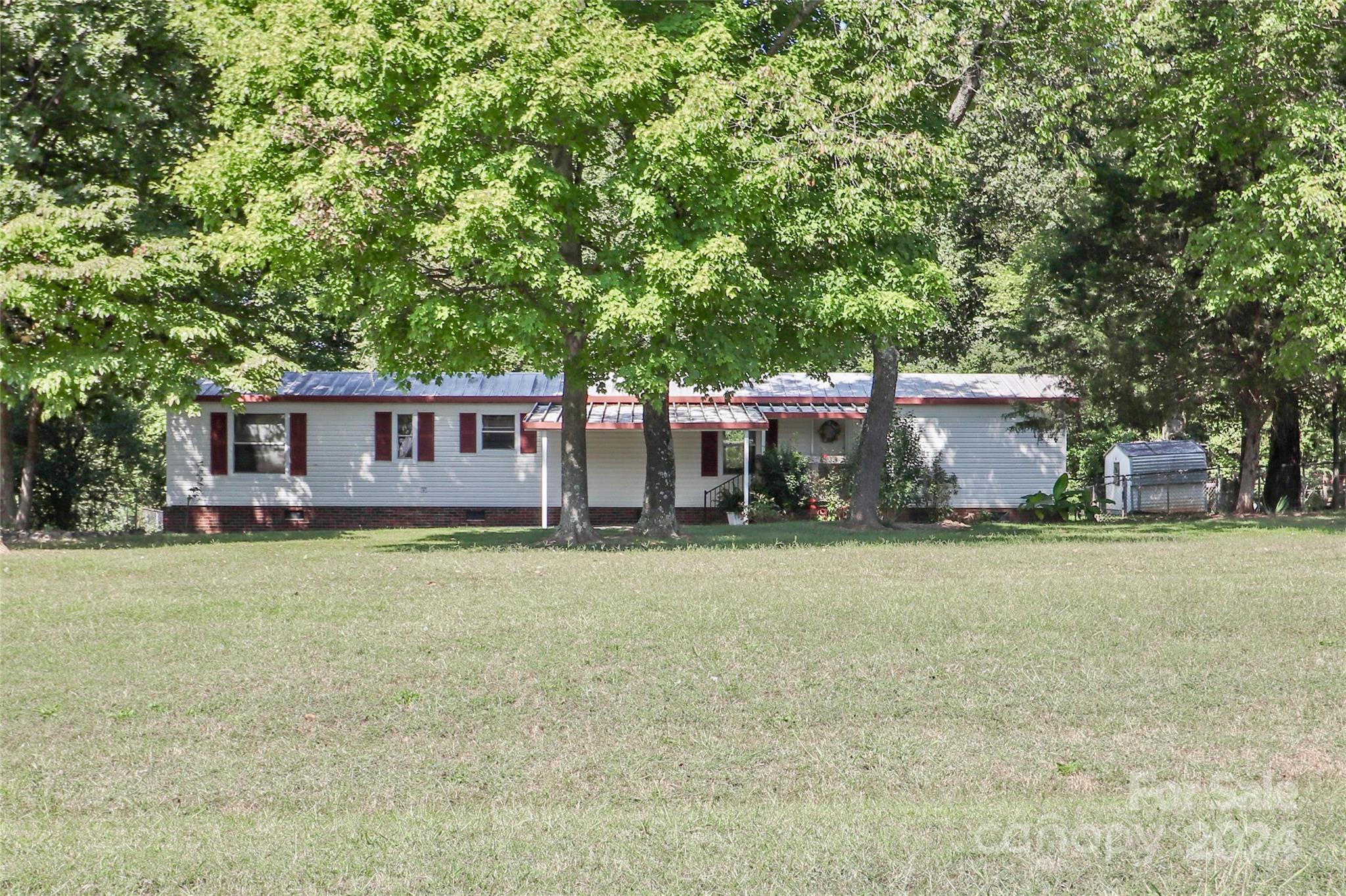 Sherwood Ln, Denver, NC 28037