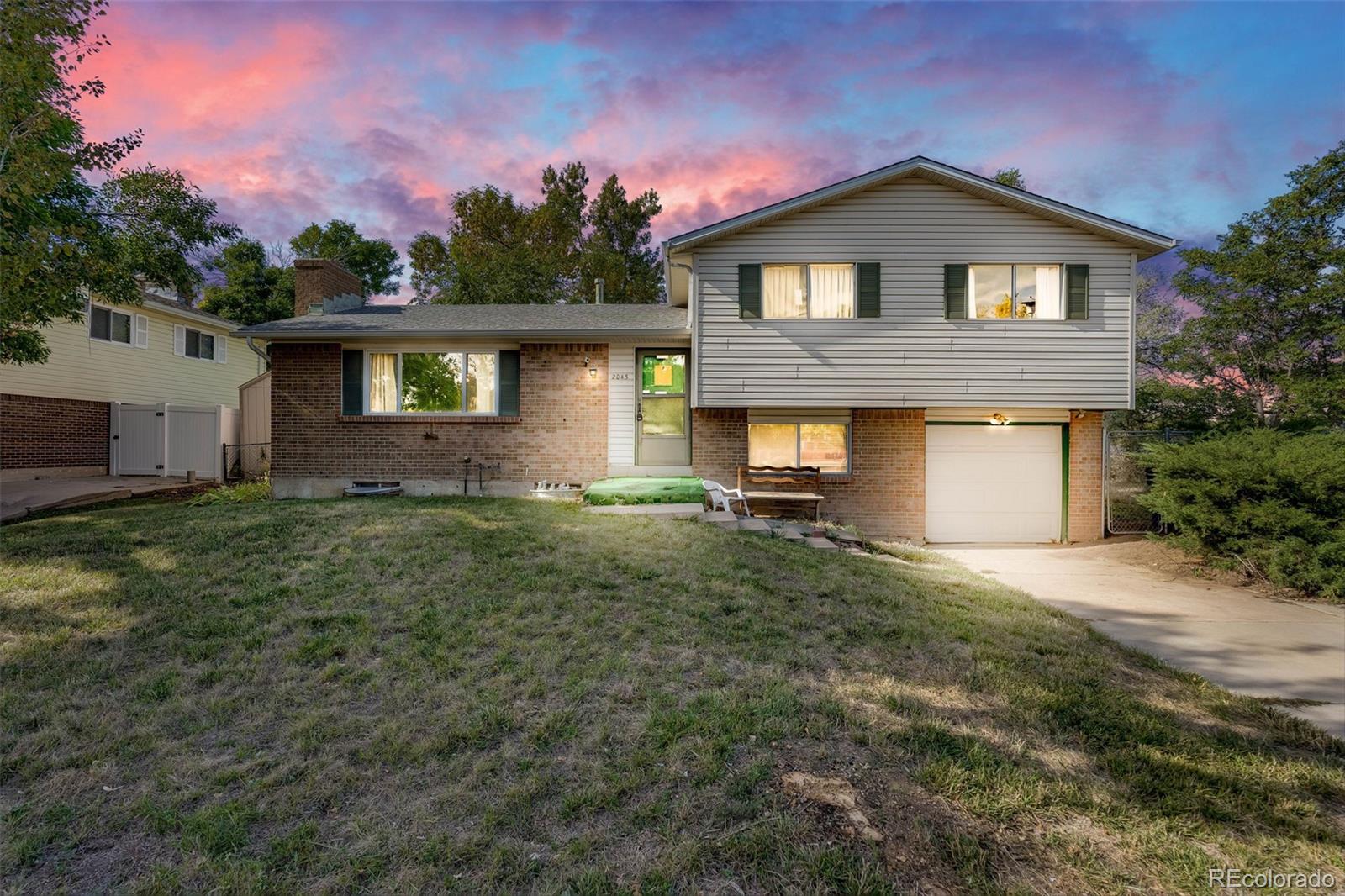 Nucla Way, Aurora, CO 80013