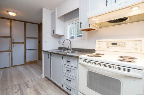 2-161 Horne Lake Rd, Qualicum Beach, BC, V9K1T9 | Card Image