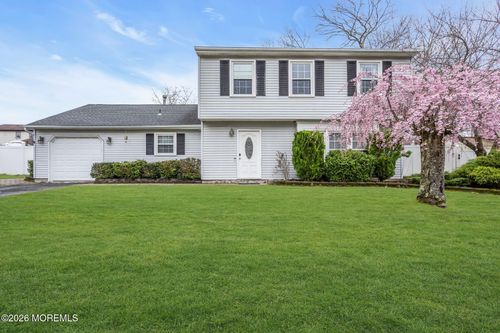 24 Eric Dr, Howell, NJ, 07731-1952 | Card Image