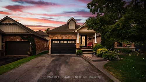 {{alt}} | Card Image