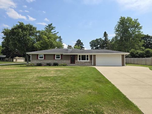 S63W12671 Emerson Drive, Muskego, WI, 53150 | Card Image