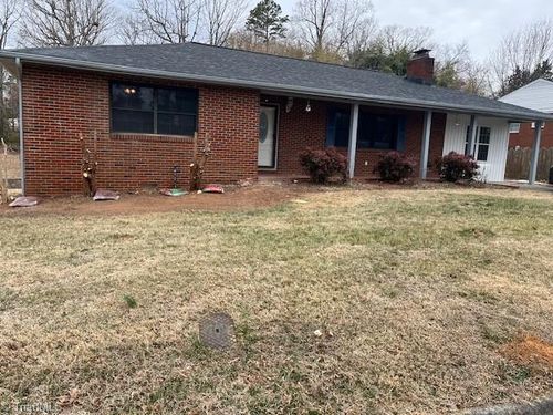 1114 Shamrock Rd, Asheboro, NC, 27203-6945 | Card Image