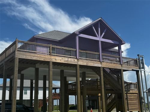881 Mr G Dr, Crystal Beach, TX, 77650 | Card Image