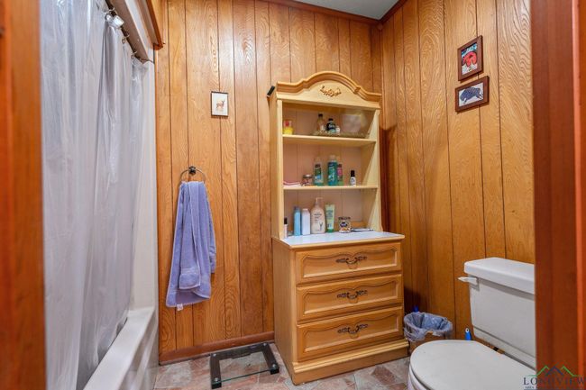 8103 Us Highway 259 N, House other with 4 bedrooms, 3 bathrooms and null parking in Omaha TX | Image 24