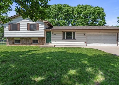 7338 Homestead Ave S, Cottage Grove, MN, 55016-1925 | Card Image