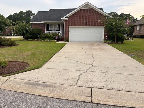205 Village Walk E, Lumberton, NC, 28358-2332 | Card Image