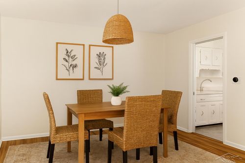 4917 Artcrest Dr, Midland, MI, 48640-2127 | Card Image