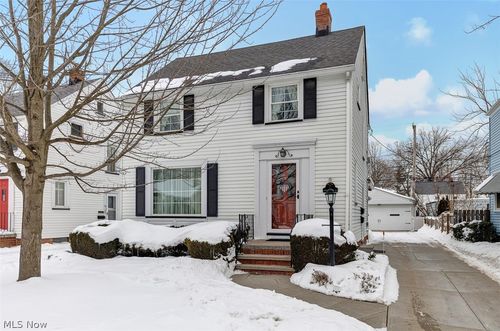 20718 Stanford Ave, Fairview Park, OH, 44126-1433 | Card Image