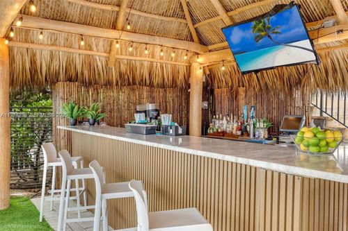 1403-18683 Collins Ave, Sunny Isles Beach, FL, 33160-2404 | Card Image