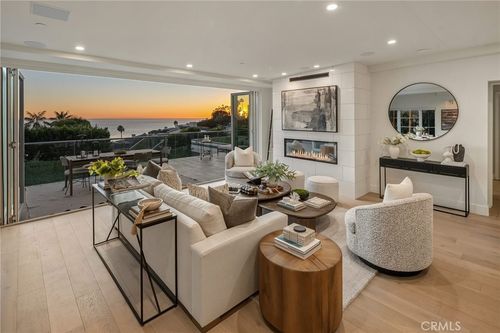 1371 N Coast Hwy, Laguna Beach, CA, 92651-1340 | Card Image