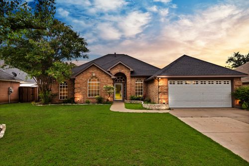 1526 Brittany Ln, Mansfield, TX, 76063-7901 | Card Image