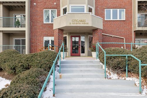 apt-303-32 11th Ave S, Hopkins, MN, 55343-7570 | Card Image