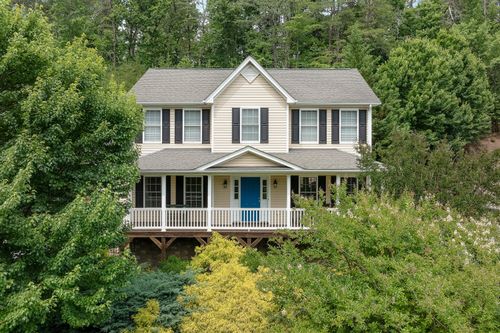 1224 Coronado Dr, Salem, VA, 24153-5123 | Card Image