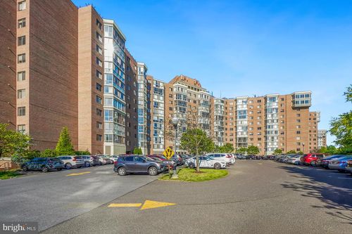 711-3200 N Leisure World Blvd, SILVER SPRING, MD, 20906-7619 | Card Image