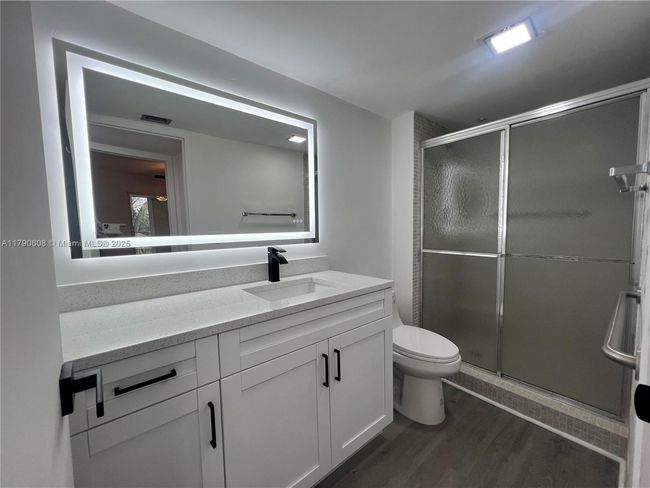 3089 - 3089 Yarmouth E, Condo with 2 bedrooms, 2 bathrooms and null parking in Boca Raton FL | Image 16