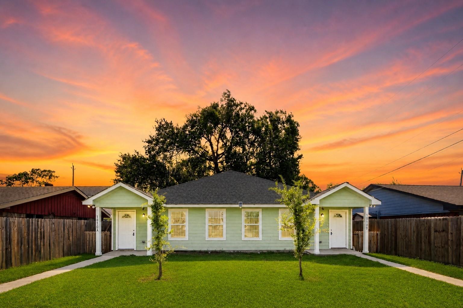 Residential Income in Houston