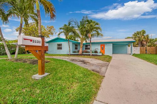 3131 Avenue H E, Riviera Beach, FL, 33404-3609 | Card Image