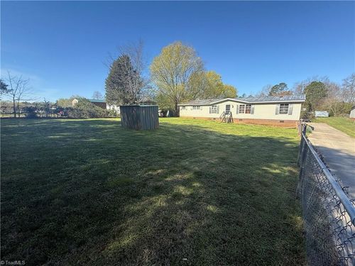 1271 Thayer Rd, Trinity, NC, 27370-7164 | Card Image