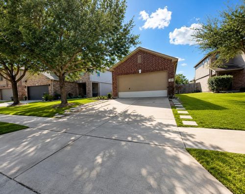 18611 White Ash Ln, Cypress, TX, 77433 | Card Image