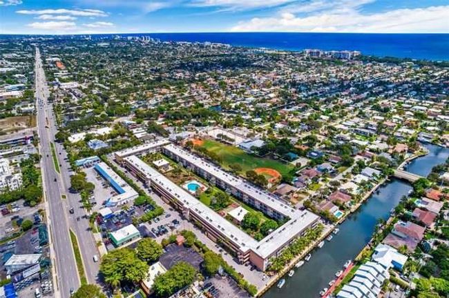 APT-218B - 4502 N Federal Hwy, Condo with 2 bedrooms, 2 bathrooms and null parking in Lighthouse Point FL | Image 30