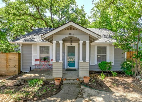 3111 Robinson Ave, Austin, TX, 78722-2227 | Card Image