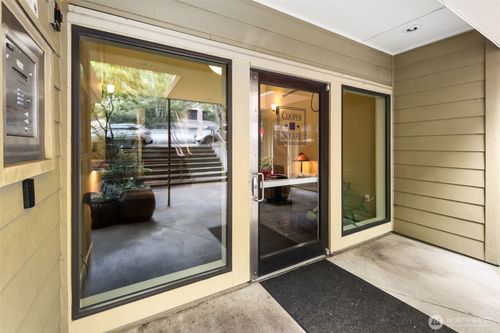 apt-209-8745 Greenwood Ave N, Seattle, WA, 98103-3650 | Card Image