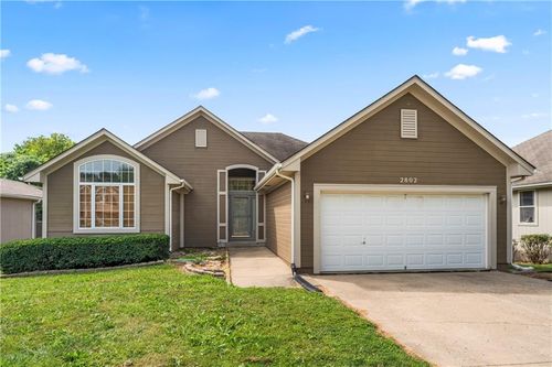 2802 Nw Mill Dr, Blue Springs, MO, 64015-3268 | Card Image