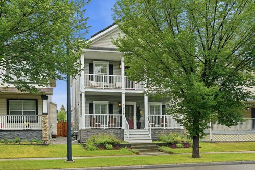 1076 Prestwick Cir Se, Calgary, AB, T2Z3M2 | Card Image