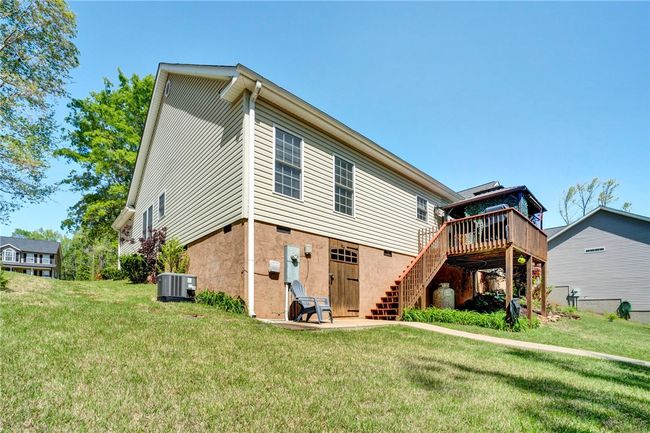 110 Brookside Cir, House other with 3 bedrooms, 2 bathrooms and null parking in Honea Path SC | Image 35