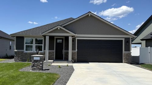 1231 N High Desert Dr, Deer Park, WA, 99006-5650 | Card Image