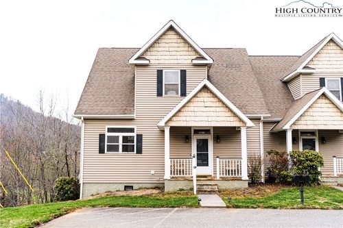 16-306-2 Creatwood Trl, Vilas, NC, 28692-9800 | Card Image