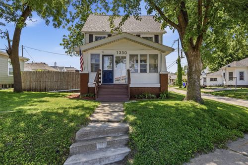 1330 C St Sw, Cedar Rapids, IA, 52404 | Card Image