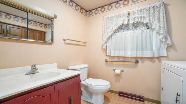 403 S 4 Th Ave, Home with 2 bedrooms, 2 bathrooms and null parking in FORRESTON IL | Image 16