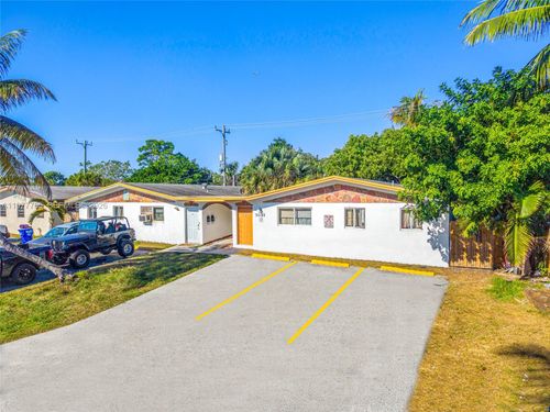 3021 Ne 7th Ave, Pompano Beach, FL, 33064-5374 | Card Image