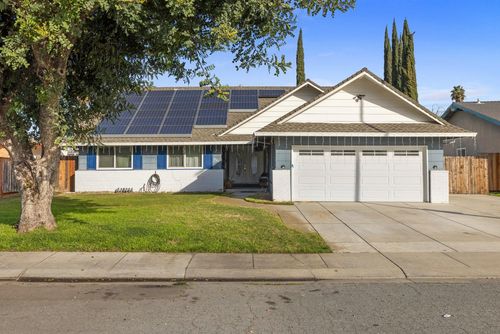 251 Ramona Way, Tracy, CA, 95376-1938 | Card Image