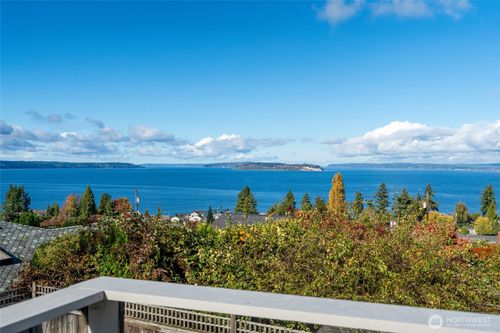 5010 33rd Avenue W, Everett, WA, 98203 | Card Image